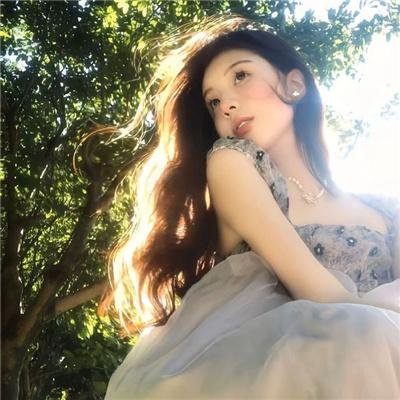 彩色中的黑白